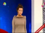 yolanthe cabau - Bugün Ne Giysem Gala Gecesi Finalistlerinden 'Nisa Gönüllü' Podyumda  Videosu