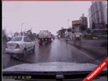 arac ici kamera - İşte Dünyanın En Uzun Süreli Trafik Kazası Videosu