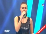 O Ses Türkiye Yılbaşı Özel - Selin Ataş (Zalim) - Berkan Taşkın (Kaçak) Performansı