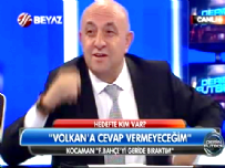 sinan engin - Sinan Engin'e stüdyoda doğum günü süprizi  Videosu