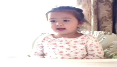 aysegul yildiz - İbo'nun kızı annesine beste yaptı  Videosu