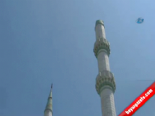 Tekirdağda Deprem Sırasında Camii Minaresi Yıkıldı (Marmara Ege 6.5 Şiddetli Deprem) 