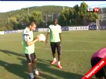 cenk tosun - Beşiktaşlı Futbolculardan Frikik Resitali  Videosu