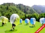 Şişme Balonlarla Dünyanın En İlginç Maçı