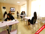 karsiyaka - Üniversiteli Kızlara 5 Yıldızlı Hizmet  Videosu