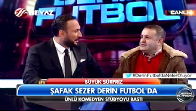 safak sezer - Şafak Sezer'den Derin Futbol'a büyük sürpriz! Videosu