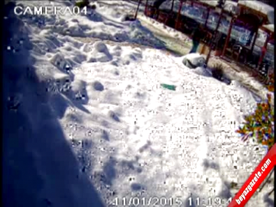 Enkaz altında kalmaktan böyle kurtuldu 