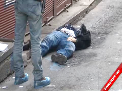beyoglu belediyesi - İstanbul Beyoğlu’nda Sokak Ortasında Cinayet!  Videosu