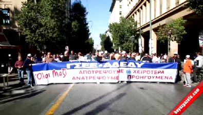 kamu calisanlari - Yunanistan'da genel grev Videosu