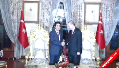 japonya basbakani - Cumhurbaşkanı Erdoğan, Japonya Başbakanı Abe'yi kabul etti Videosu