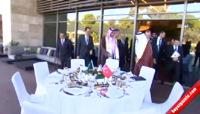 suudi arabistan - Cumhurbaşkanı Erdoğan Kral Selman İle Görüştü Videosu