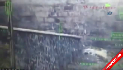 pkk li terorist - Teröristin vurulma anı polis aracının kamerasında Videosu