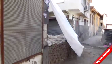 silahli catisma - Diyarbakır’ın Sur ilçesinde YDG-H mensupları polisle çatıştı Videosu