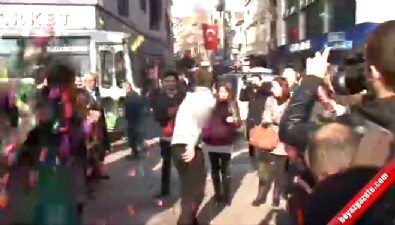 Teklif genç kızı korkuttu 