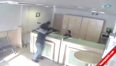 silahli hirsizlik - Kadın şalvarlı PTT soygunu kamerada  Videosu