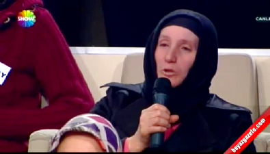 show tv - Evleneceksen Gel'de ortalık karıştı...Mustafa'nın annesi bayıldı  Videosu