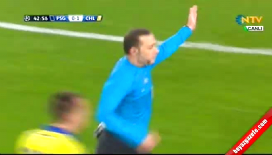 David Luiz ve Zlatan İbrahimovic'ten Cüneyt Çakır'a büyük oyun 