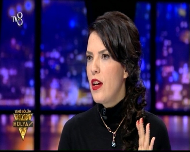 Yeşim Salkım�dan Hülya Avşar�a Samimi Açıklamlar