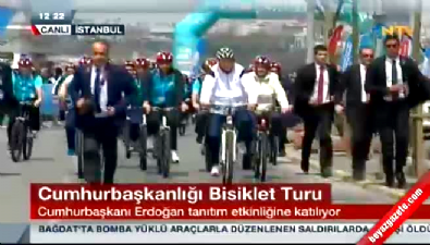 Cumhurbaşkanı Erdoğan, Cumhurbaşkanlığı Türkiye Bisiklet Turu'nda pedal çevirdi 