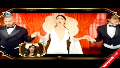 beyazit ozturk - Sebastian'ın Hande Yener'e cevabı (Beyaz Show)  Videosu