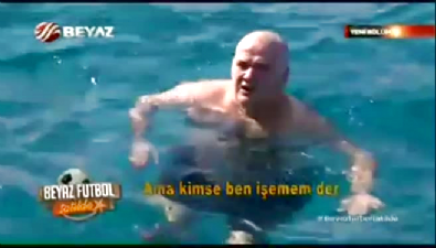 Ahmet Çakar:Herkes denize işer ama ben işemem der