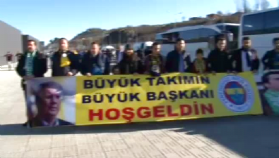resmi karsilama - Fenerbahçe'ye davullu zurnalı karşılama  Videosu