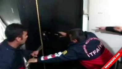 Siyasi partiye kumar baskını 