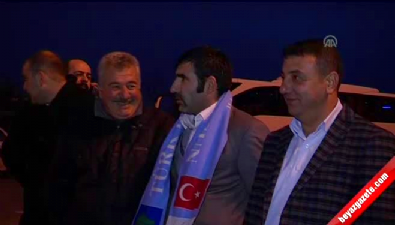 genel baskan - MHP Genel Başkanı Bahçeli Ankara'da Videosu