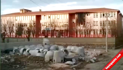 PKK yine okul yaktı