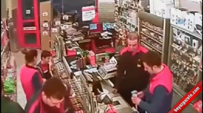 cep telefonu - Pusetten telefonu böyle çaldı  Videosu