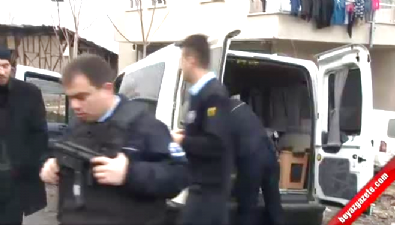 silahli saldiri - Başkent’te Hareketli Saatler... Polise Ateş Açıldı Videosu