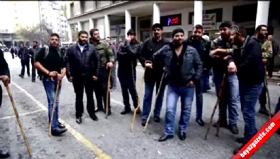 Atina'da çiftçiler polisle çatıştı 
