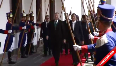 Cumhurbaşkanı Erdoğan Ekvador’da resmi törenle karşılandı