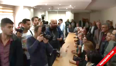 selin sayek boke - CHP'nin basın toplantısında kriz Videosu