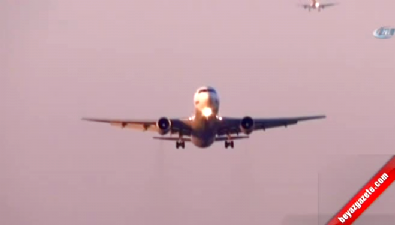 ataturk havalimani - Pilottan Kule'ye: Önümüzden bir araç geçti  Videosu