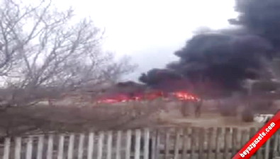 rus ucagi - Rus uçağı yere çakıldı  Videosu