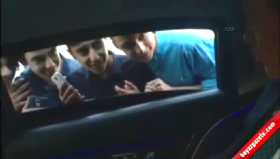 recep tayyip erdogan - Selfıe çeken çocukla Erdoğan'ın güldüren diyaloğu Videosu