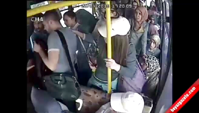 Otobüste Cinsel Tacizde Bulunan Genci, Kadınlar Tekme Tokat Dövdü... 