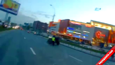 rusya - Trafikte top mermisi paniği!  Videosu