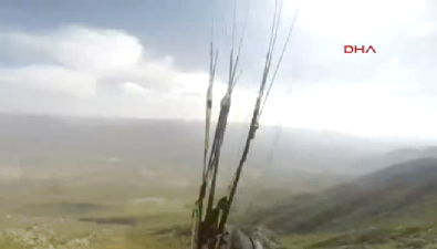 kuzey irak - Yamaç paraşütçülerine PKK kurşunu kamerada  Videosu
