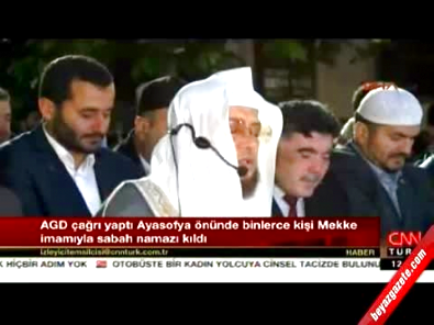 ayasofya - Ayasofya Camisi önünde sabah namazı  Videosu