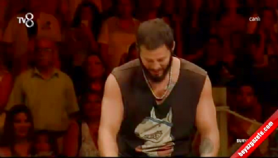 Survivor'da Atakan şampiyon oldu 