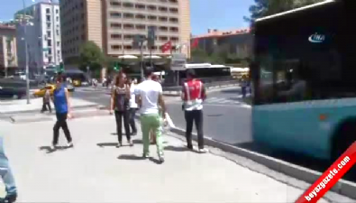 taksim - Taksim'de şüpheli çanta paniği  Videosu
