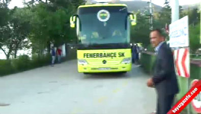Fenerbahçeli futbolcular bayram namazında 