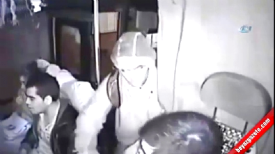 bicakli saldiri - Otobüse biner binmez bıçağı şoförün boğazına dayadı  Videosu