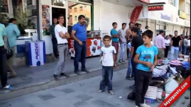 kayyum - Kayyum Atanan Hakkari Belediyesi’ne Türk Bayrağı Asıldı  Videosu