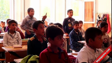 'Gezici Kütüphane' köy çocuklarını kitapla buluşturuyor 