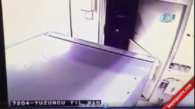 Yabancı uyruklu ATM fareleri sınırda yakalandı Videosu