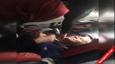 Bakan Kaya'dan uçakta fenalaşan yaşlı kadına müdahale 