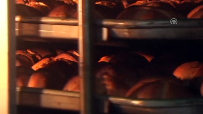 halk ekmek - Leblebi tozundan ekmek üretildi - ÇORUM  Videosu